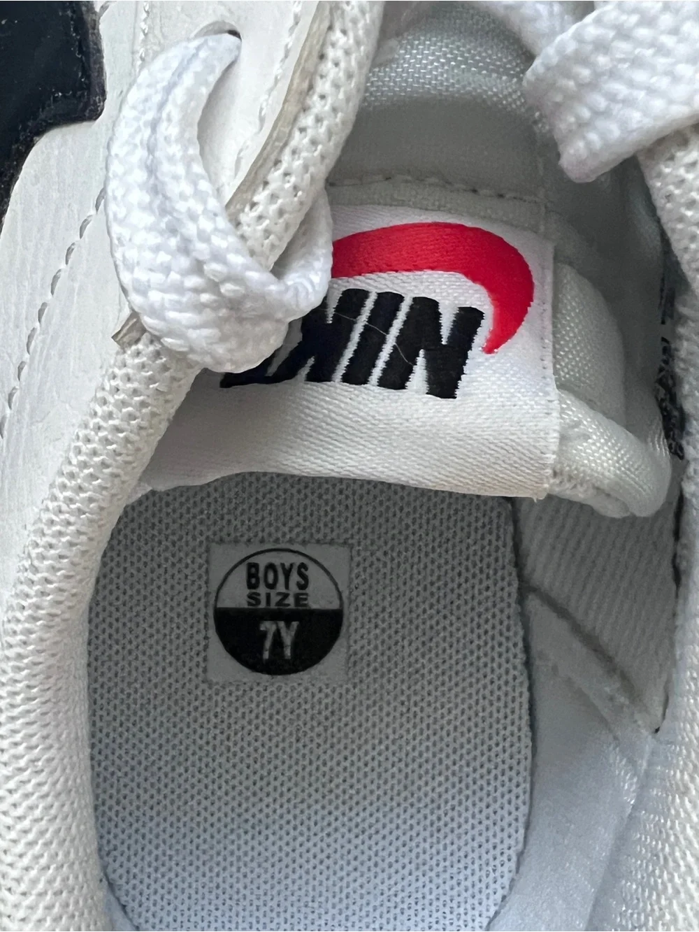 Nike Youth Blazer Low 77 Vintage Sneakers